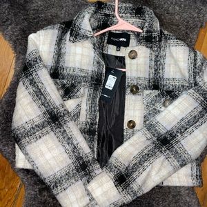Plaid crop Fashion Nova jacket black tan and white